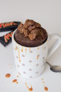 Chocolade Mug Cake met Mars